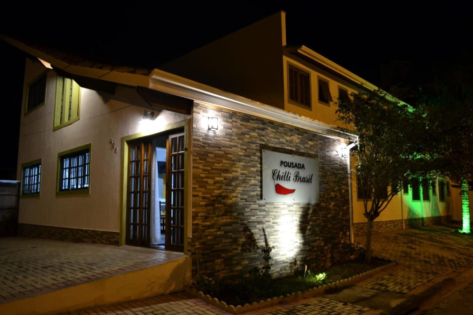 Pousada Chilli Brasil Ubatuba Exterior photo