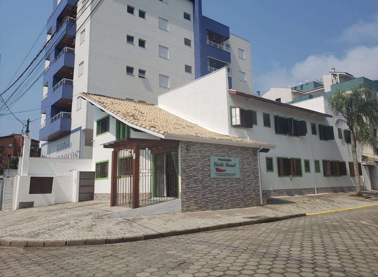 Pousada Chilli Brasil Ubatuba Exterior photo